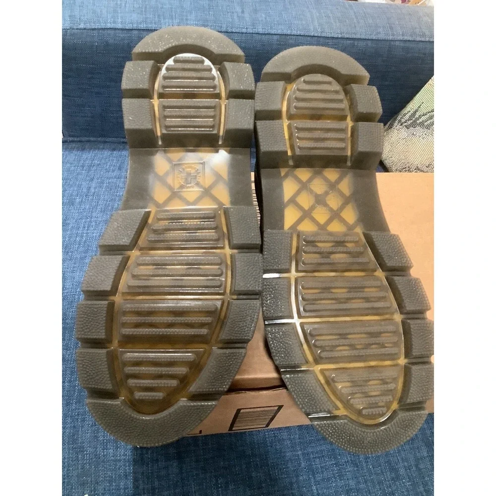 Unisex Oxfords Dr. Martens Reeder Size 8w
